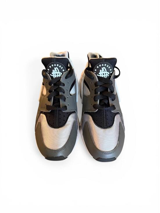 Nike Other - Nike Air Huarache Black/Light Smoke Grey/Blue Tint/Iron Grey Colorway, Size 5.5